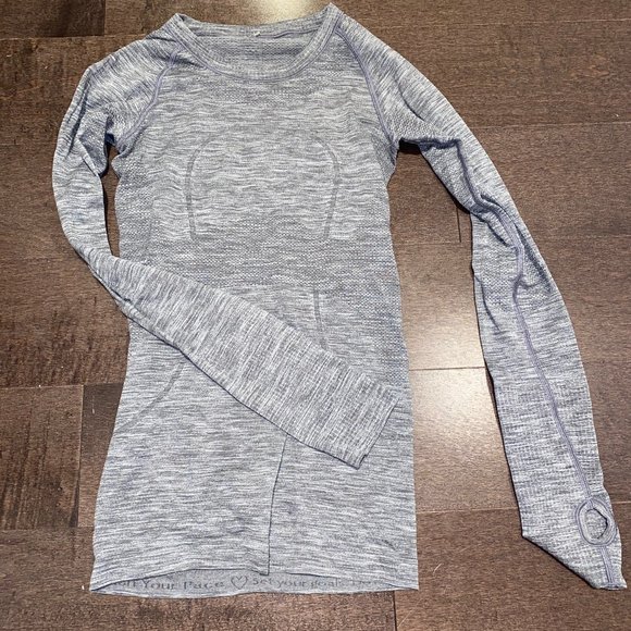 lululemon athletica Tops - Lululemon Gray Long Sleeve